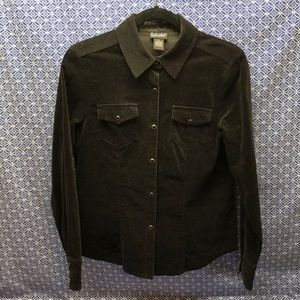 Black corduroy shirt jacket with nice snap “buttons”, front pockets, back seams.